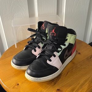 Nike Air Jordan 1 Mid Glow in the Dark Sneakers 7Y Boys